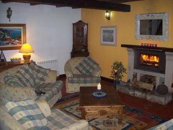 the  guest lounge 